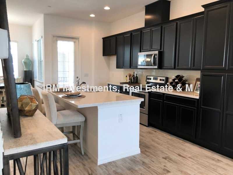 2nd image of 440 Windmill Palm Cir