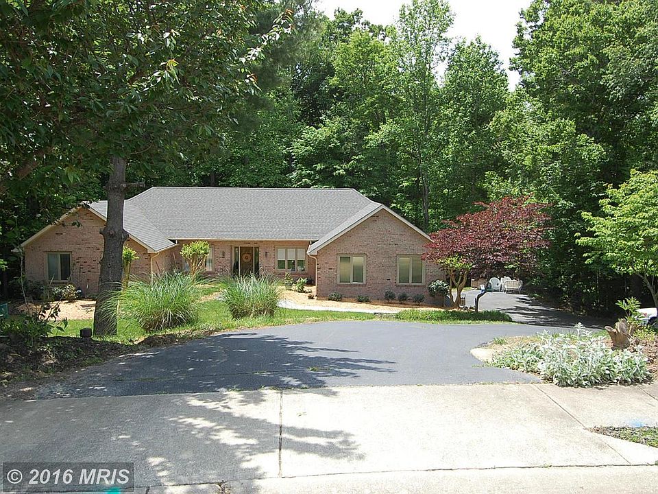 1st image of 108 Westmorland Ct