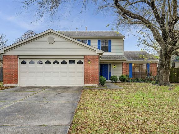 2nd image of 834 Lochnell Dr
