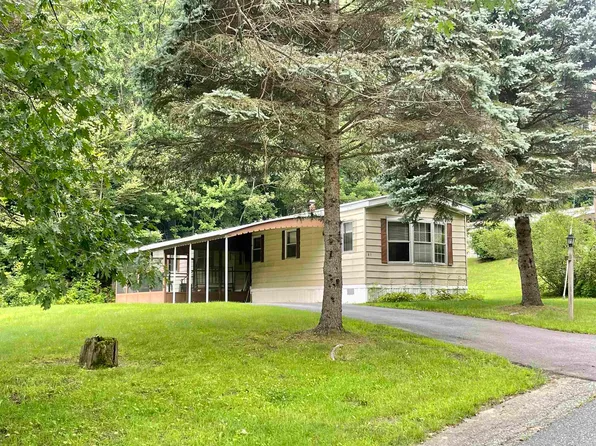 62 Brandon Place, Claremont, NH 03743