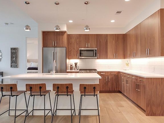 2nd image of 222 West Ave Unit 1313