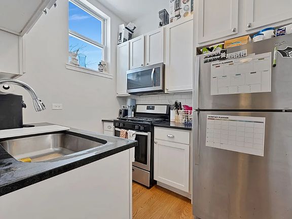 5th image of 1930 N Damen Ave #3F