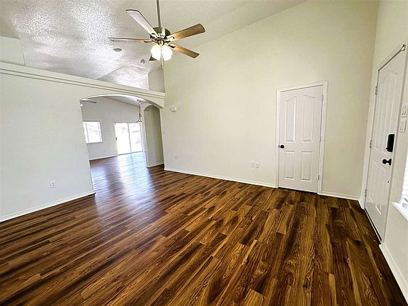 4th image of 10534 E 35th Pl