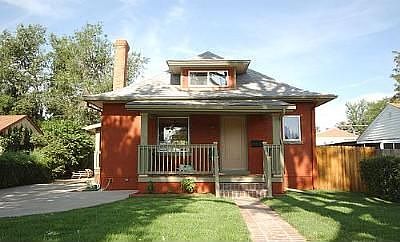 Beautifully restored 1916 American Bungalow