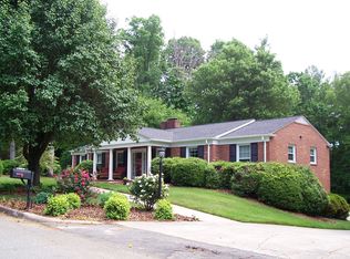 905 Coffey Ave, N Wilkesboro, NC 28659