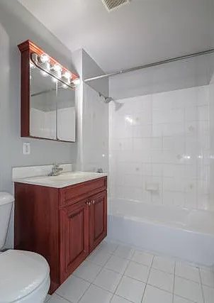 Fairfield Renaissance — Photo 7