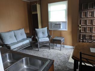 4381 Dubay St APT 3, Waterford, MI 48329