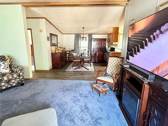 5th image of 14980 Sprucevale Rd #305