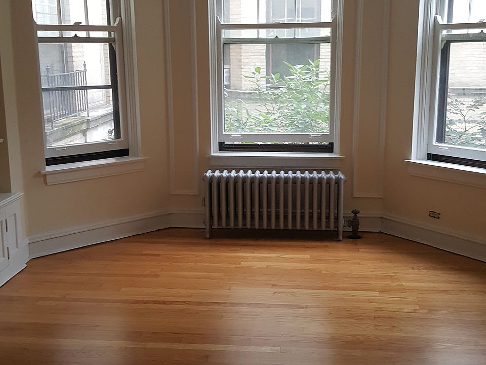 1st image of 7521 N Winchester Ave APT 3E