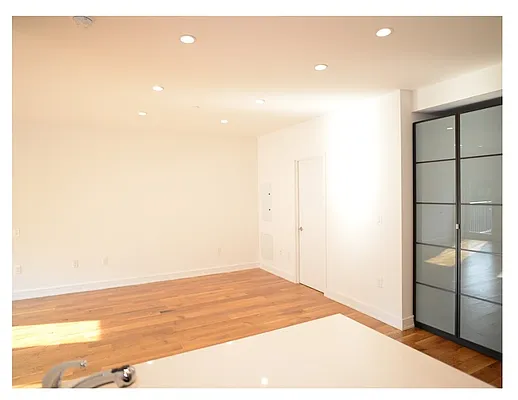 Rented by Residents Team | media 14