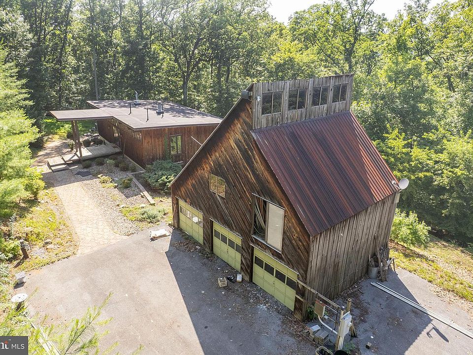 1st image of 432 Spring Valley Dr