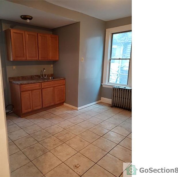 1st image of 53 Hedden Ter Floor 1