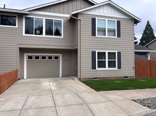 5308 NE 48th St #B, Vancouver, WA 98661