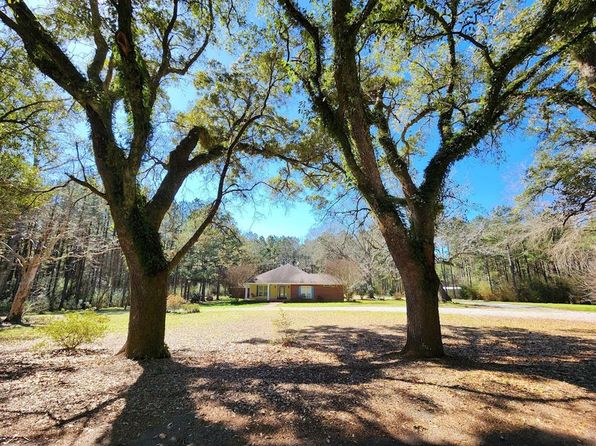 1179 Shady Grove Rd, Osyka, MS 39657