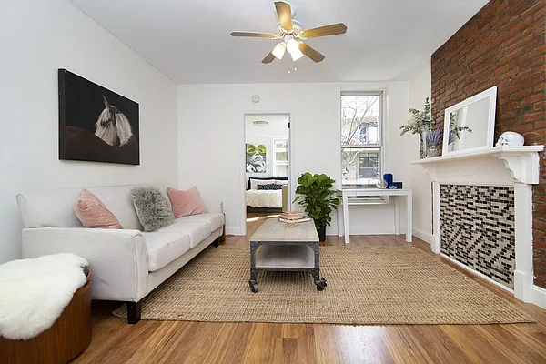 Rented by Ivey North LLC | media 7