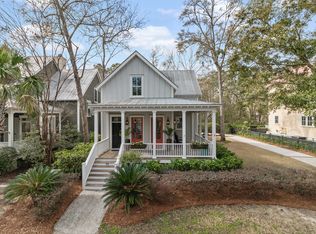 59 Hopetown Rd, Mount Pleasant, SC 29464