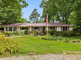 607 Carolina Ave, Signal Mountain, TN 37377