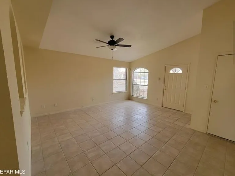 12492 Wendy Reed Dr — Photo 12