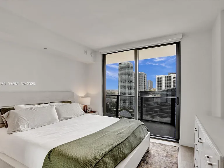 45 SW 9th St #2001 — Photo 10