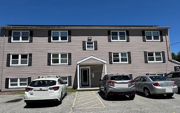 2nd image of 128 Charlton St #1