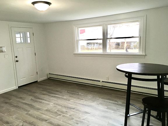 3rd image of 104 Harrison Ave APT 1