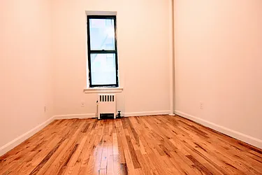 Rented by HOLTON REAL ESTATE INC.