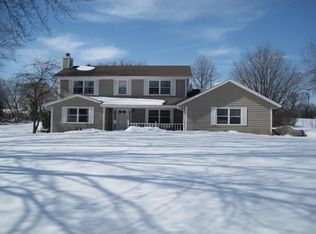 4745 Cherokee Dr, Brookfield, WI 53045