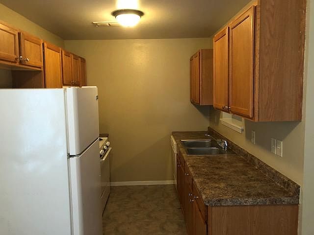 2nd image of 415 Tammy Lynn Dr APT 1