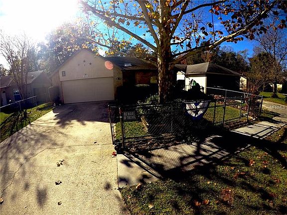 5th image of 893 Oak Manor Cir