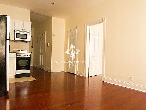 3rd image of 651 W 171st St APT 35
