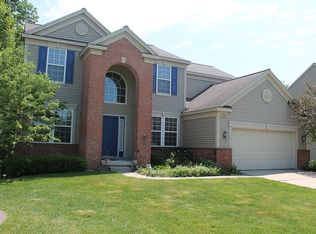 2542 Black Horse Dr NE, Grand Rapids, MI 49505