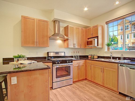 5th image of 5957 185th Ct NE Unit 108