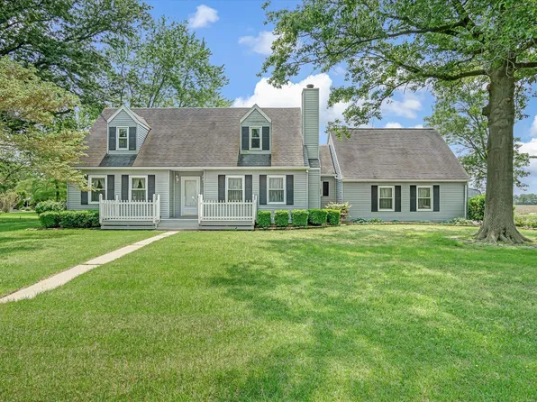113 W Cedar St, Okawville, IL 62271