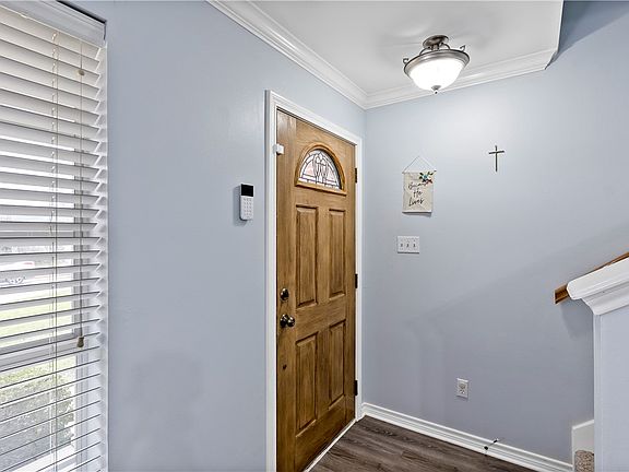 4th image of 3116 Pleasant Grove Dr