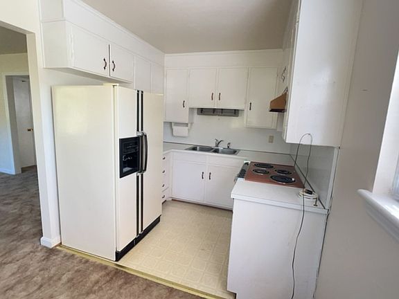 5th image of 1041-1043 Jeanette Ave