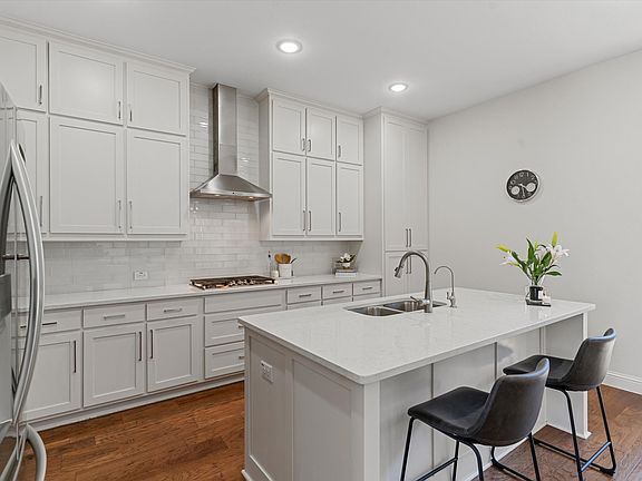 4th image of 12953 Wimbledon Way