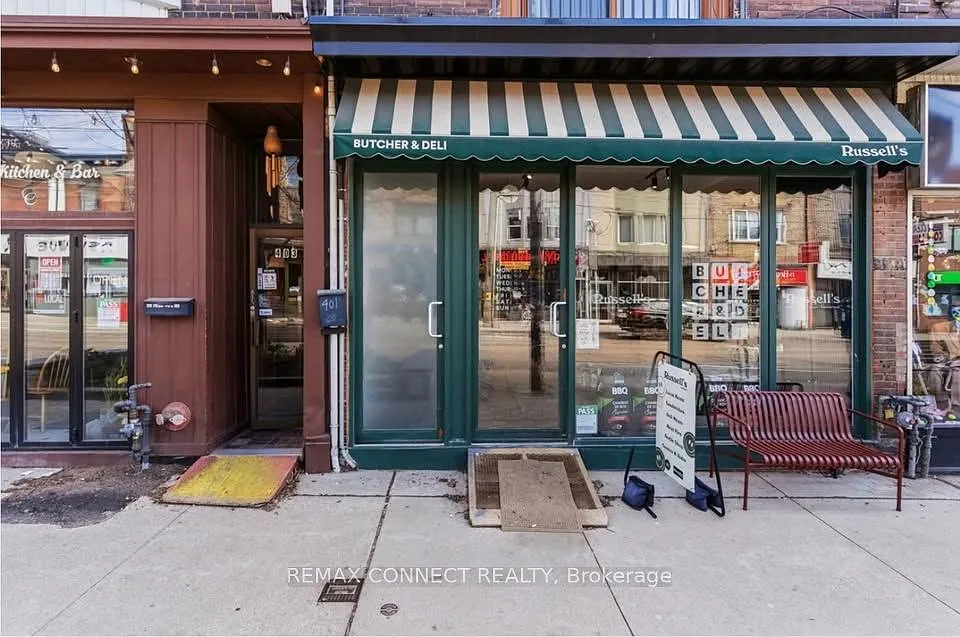 Building Photo - 401 Roncesvalles Ave #2