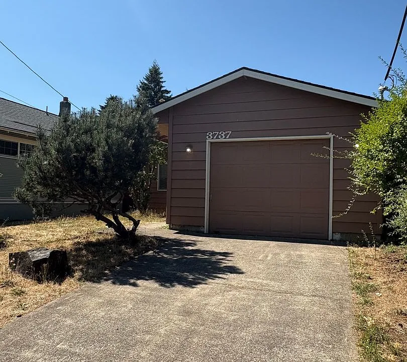 3737 SE 68th Ave