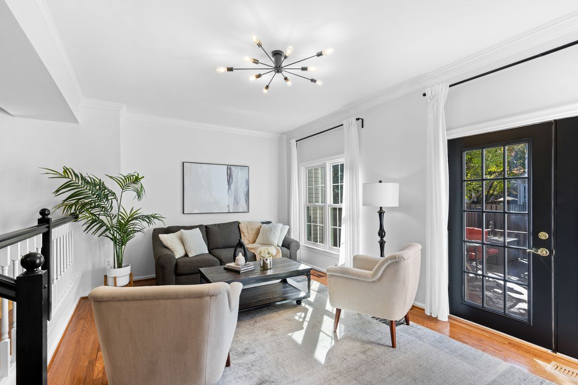 next background image