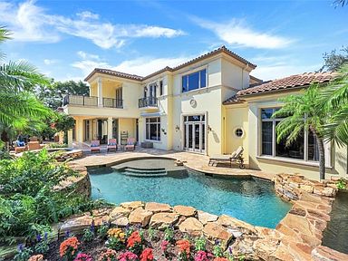 372 Cromwell Ct, Naples, FL 34108 | Zillow