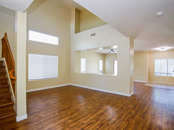 512 E Rainbow Dr, Chandler, AZ 85249