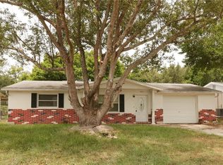 5017 Thames Dr, New Port Richey, FL 34652