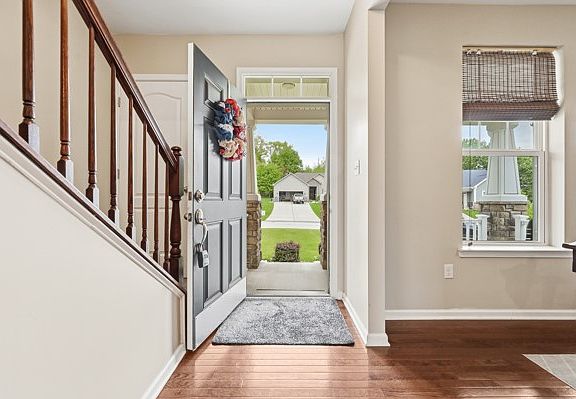 5th image of 220 Wyncrest Dr