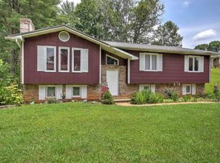 184 Nuckles Dr, Jonesborough, TN 37659