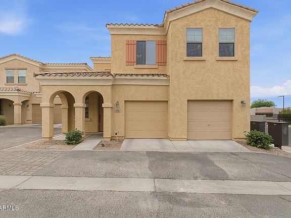 3rd image of 1739 S DESERT VIEW Place