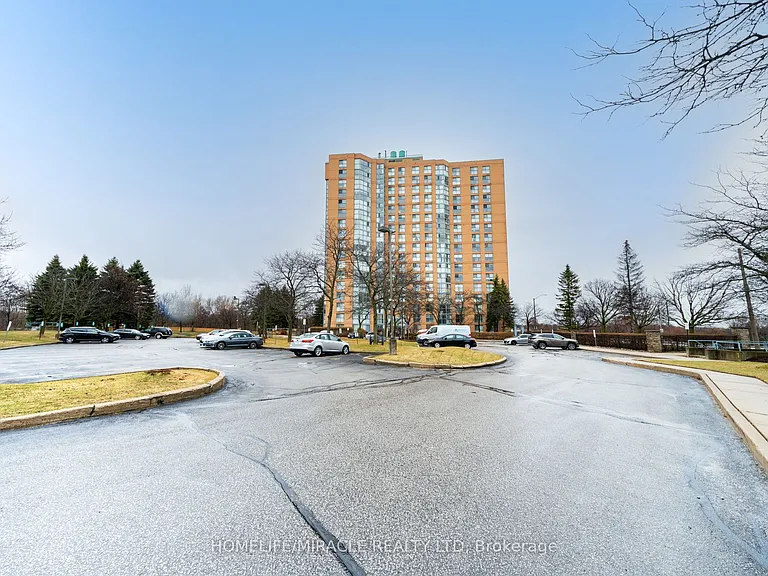 90 Dale Ave #201 — Photo 1