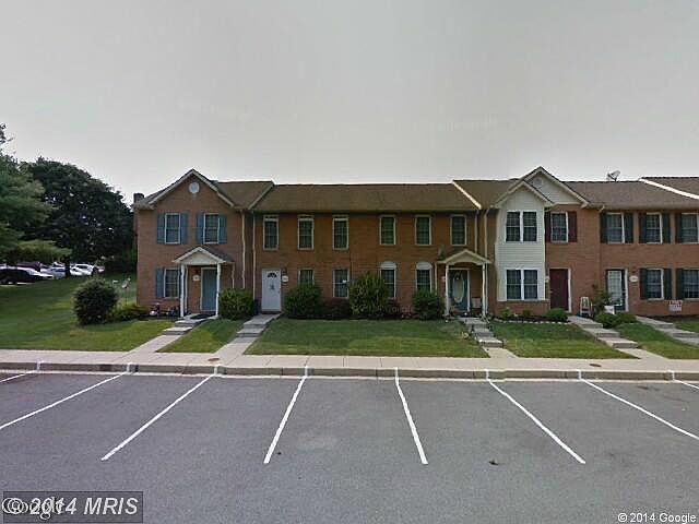 1st image of 17962 Hickory Ln