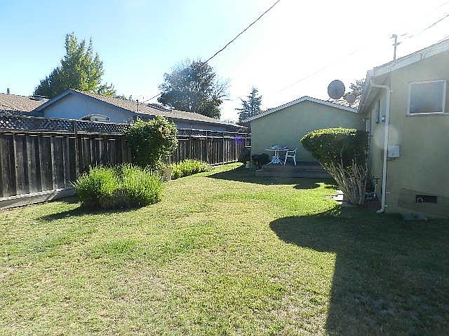2nd image of 4585 Sloat Rd