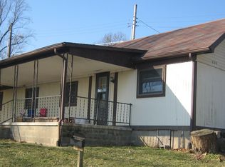220 W Summit St, Brownstown, IN 47220