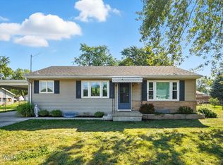 504 S Pine St, Wapakoneta, OH 45895